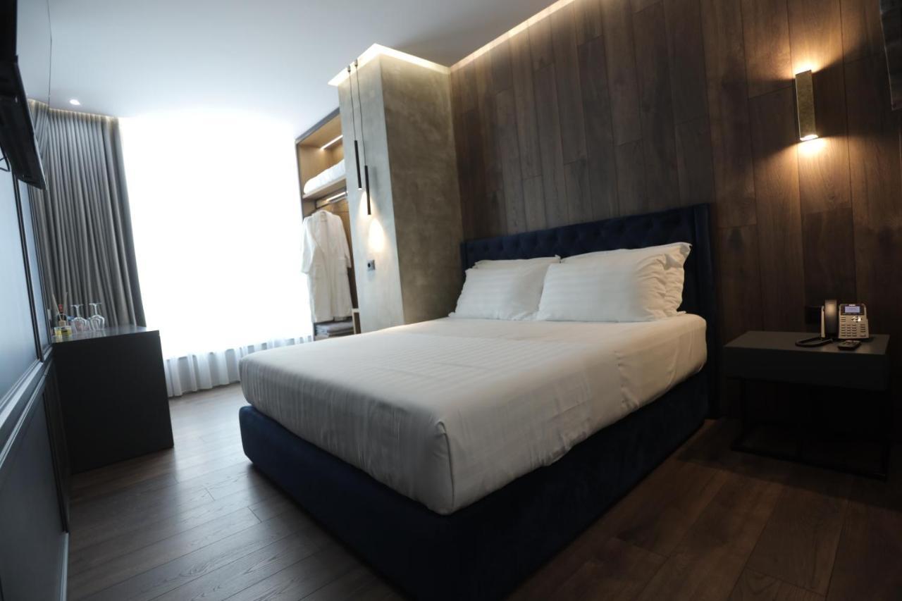 Ap Hotel Boutique Vlore Exterior photo